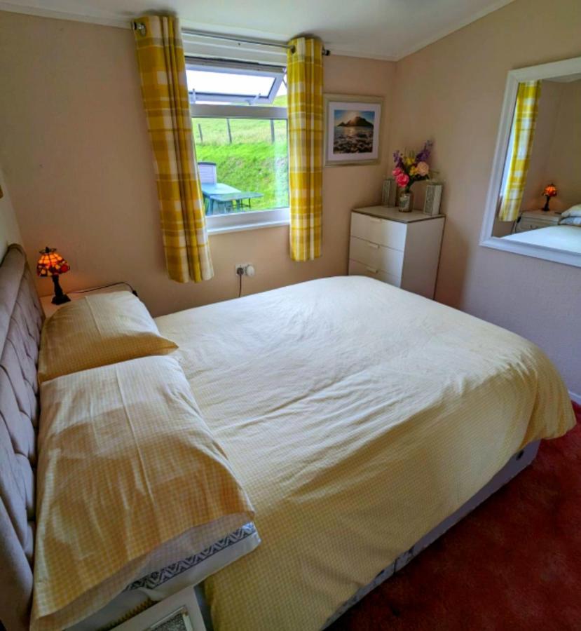 Corner Cwtch Villa Llanstephan  Bagian luar foto